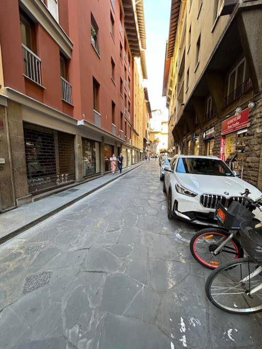 Ponte Vecchio View By Florencehospitality Com Apartamento Florencia