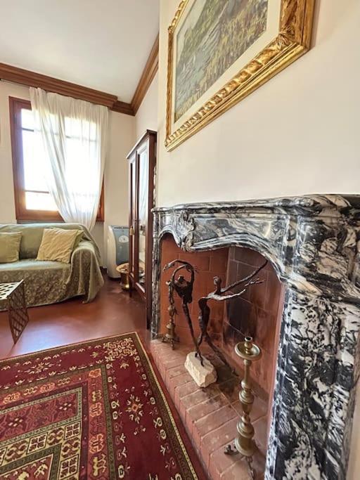 Ponte Vecchio View By Florencehospitality Com Apartamento