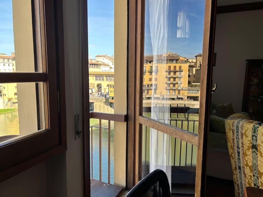 Ponte Vecchio View By Florencehospitality Com Florencia